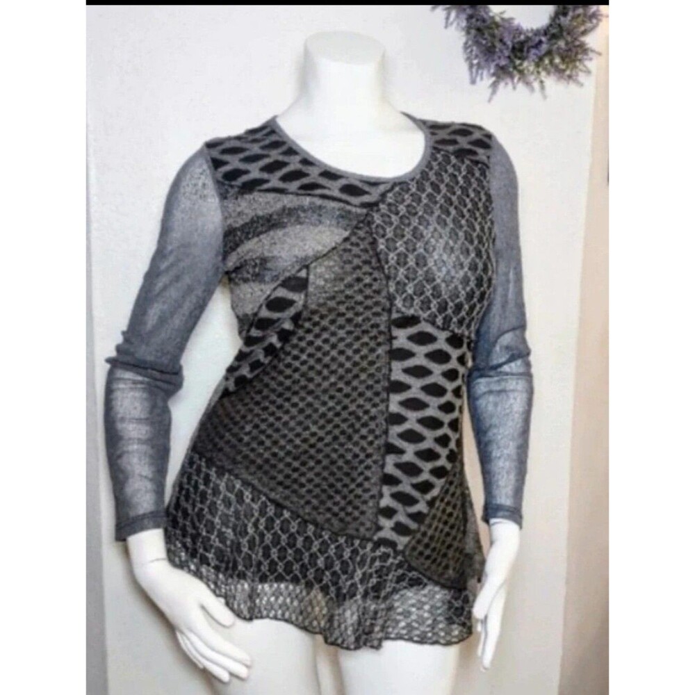New Fantazia Gray Patterned Long Sleeve Mesh Top
